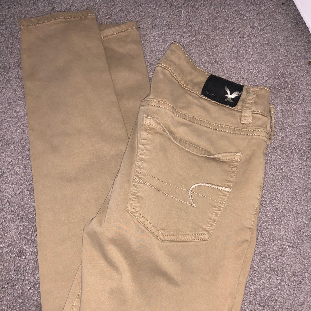 Khaki jeans
